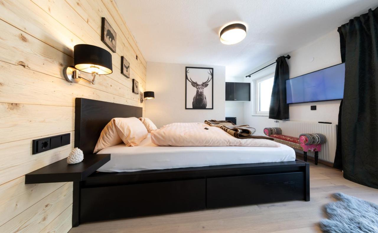 Doppelzimmer mit Balkon