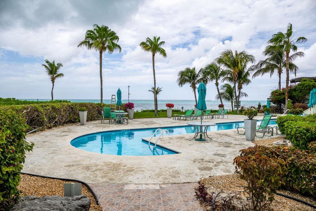 1-Bedroom Beach Level (4103)