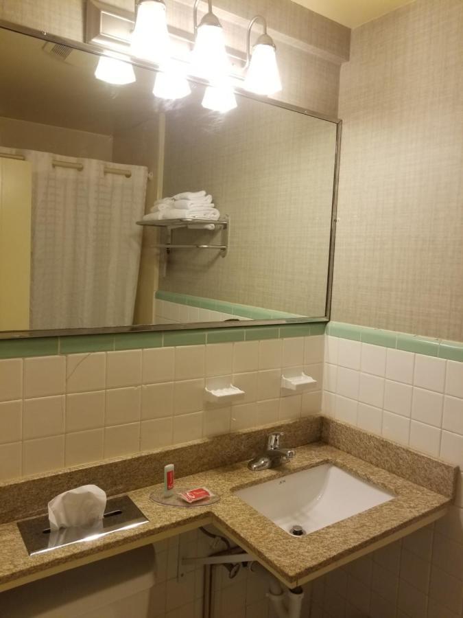 Basic Triple Room