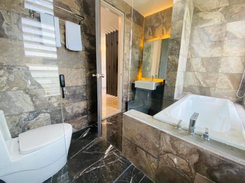 Executive Premier Suite