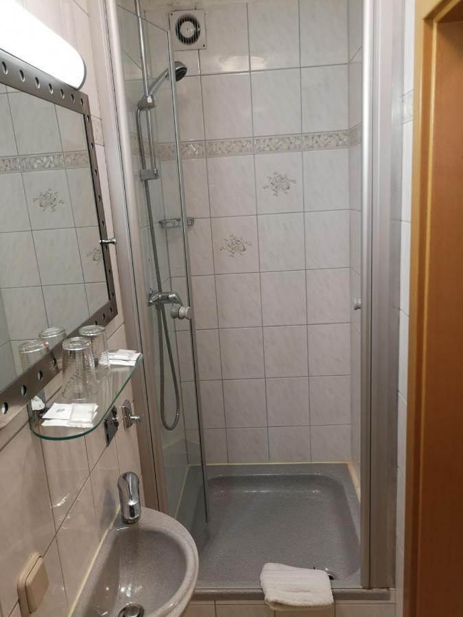Classic Double Room,996542854:JPEG