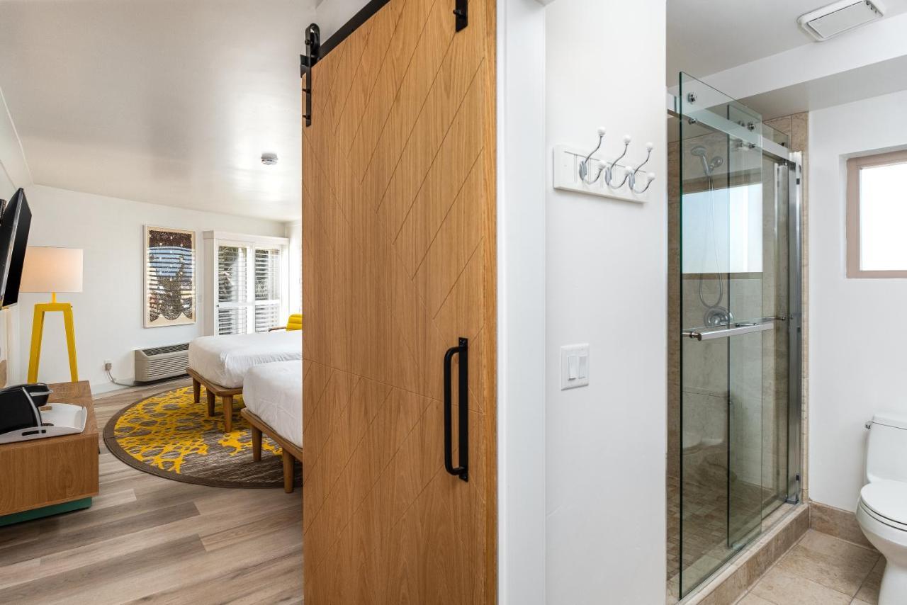 Standard Room Ocean Front