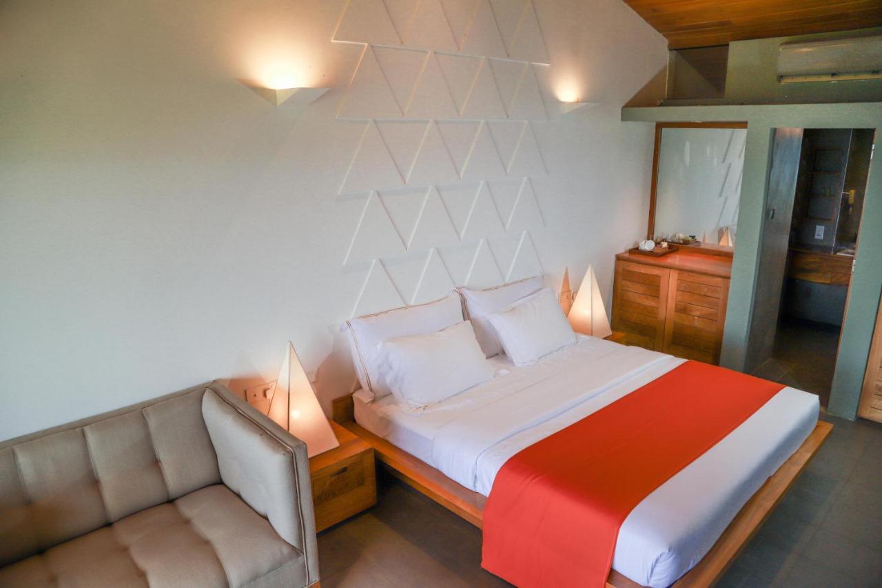 Deluxe Double or Twin Room with Lake View