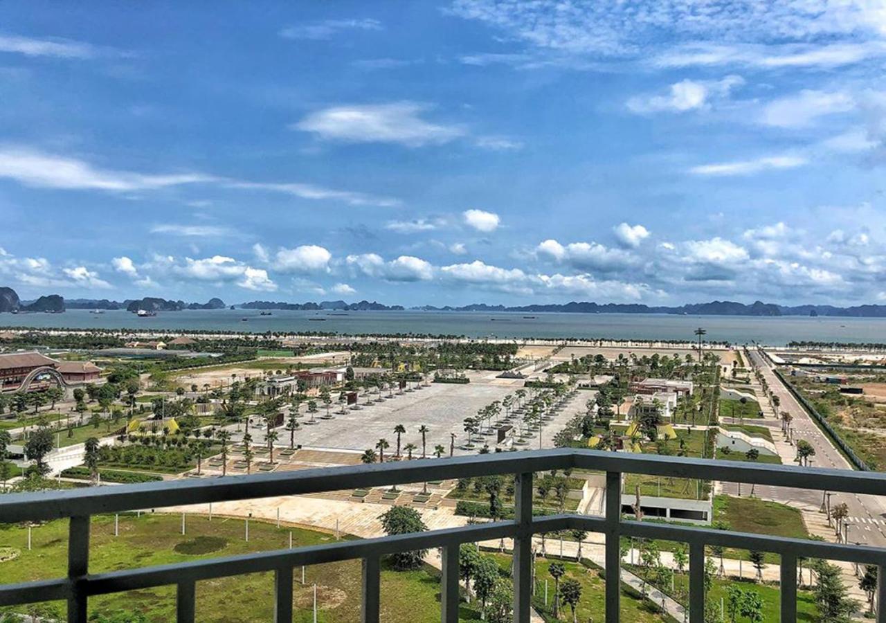 Executive Bay view with 1 King size bed