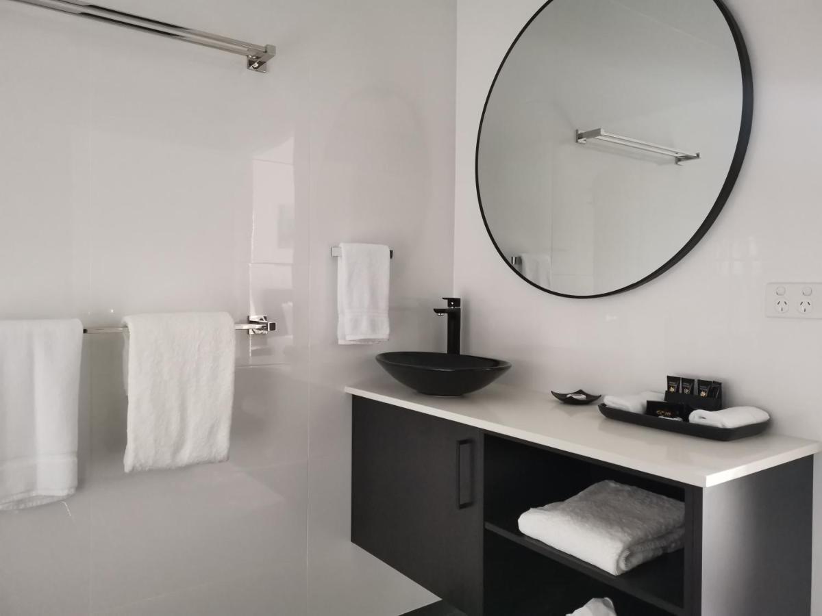 Deluxe King Studio (Ground Floor)