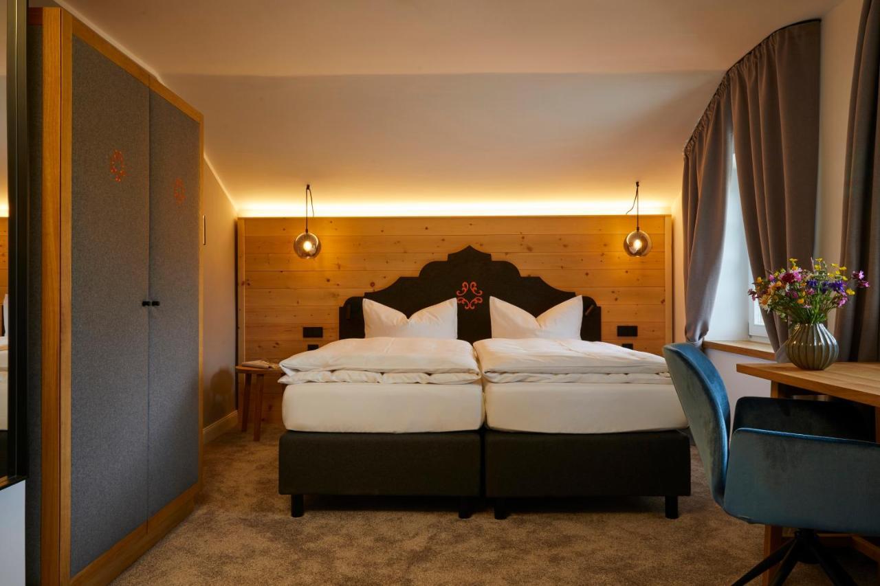 Standard Double Room,998076138:JPEG
