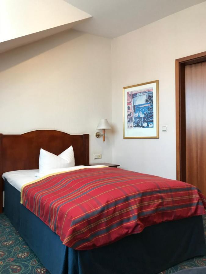 Standard Single Room