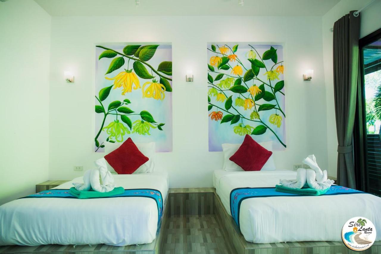 Deluxe Twin Room with Balcony