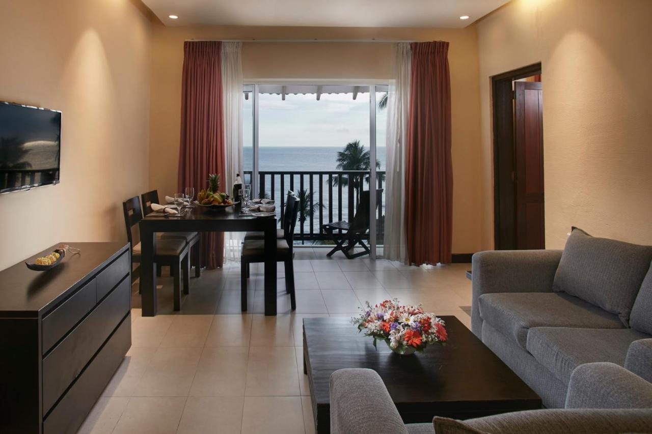 Deluxe Room F&B | Early check & Late check-out upon availability