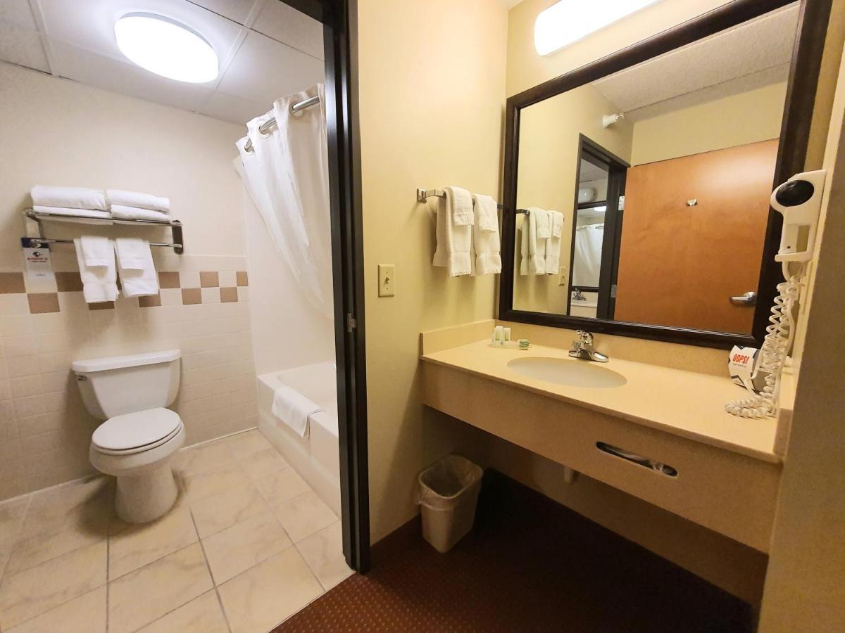 Executive Queen Room with Two Queen Beds