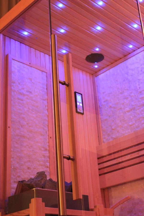 Suite with Sauna