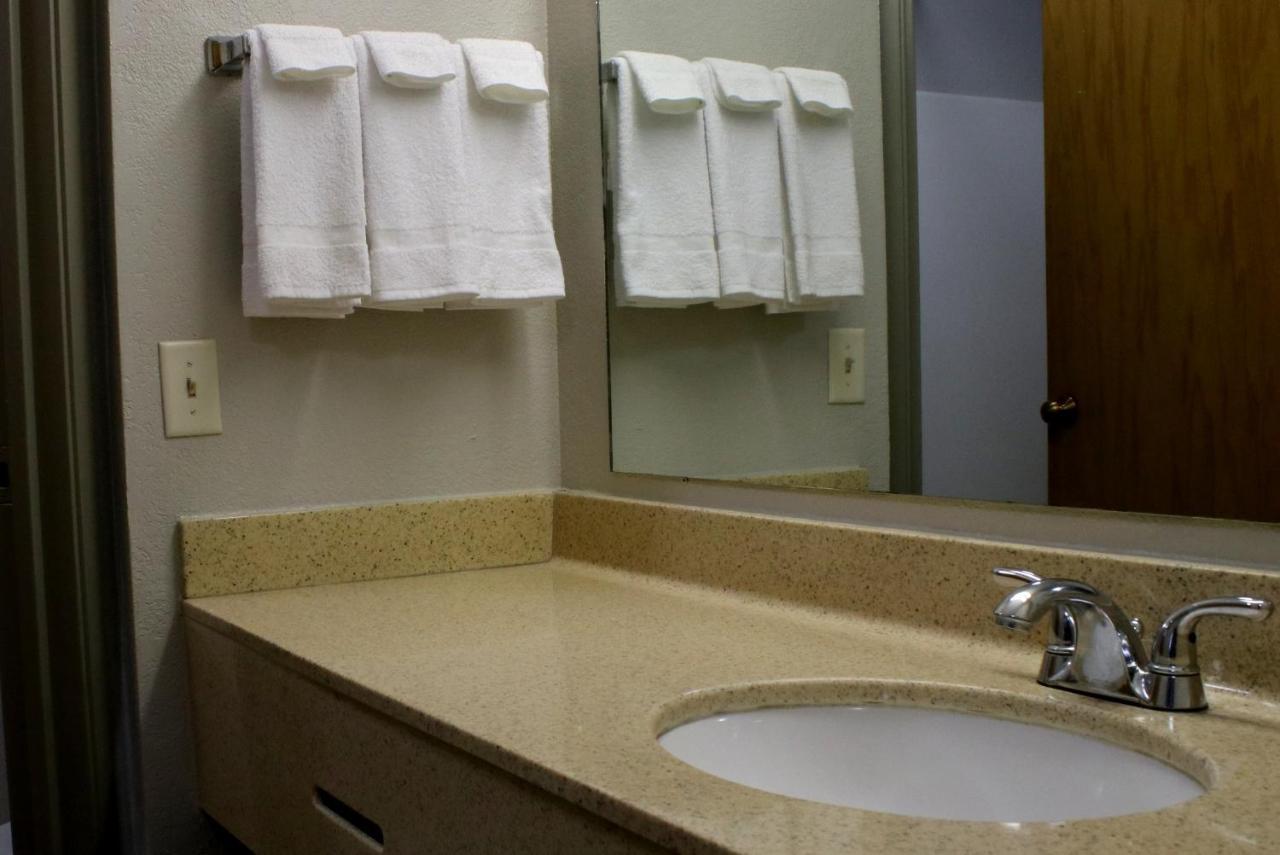 Double Room with Two Double Beds - Non-Smoking