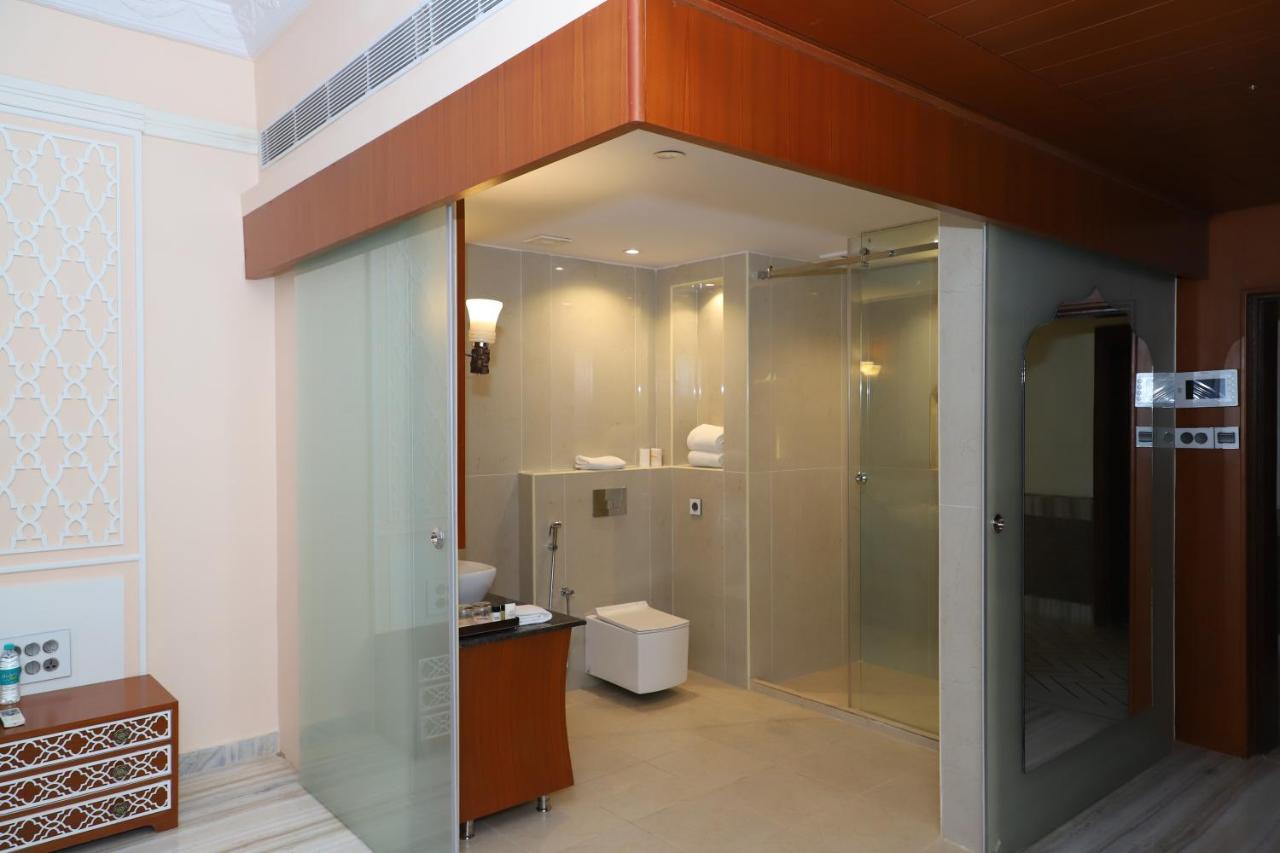 Luxury Room Sitout,999869385:JPEG