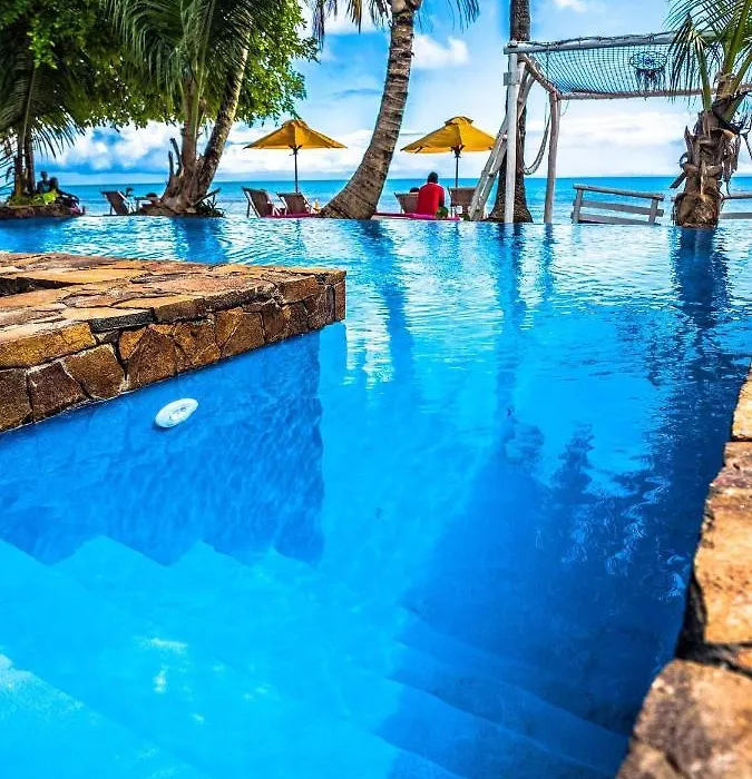Hotel Ecolodge Le Ravoraha-1
