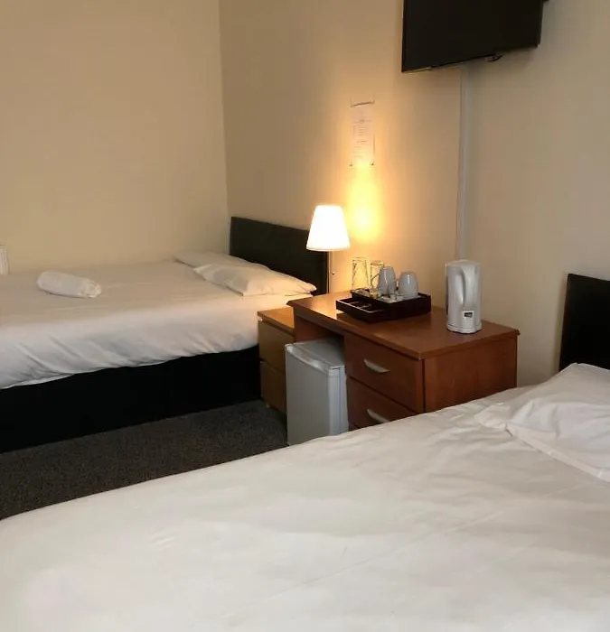 Renfrew Rooms At City Centre-1