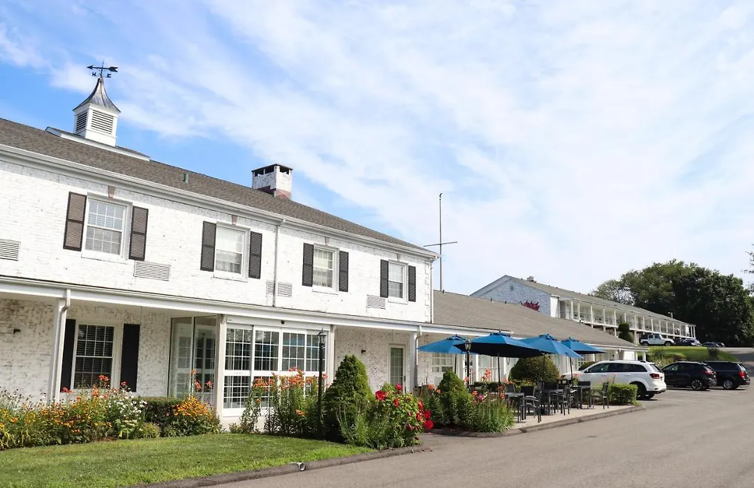 Circle Hotel Fairfield-1