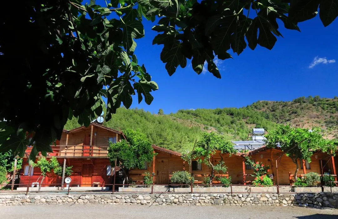Oranj Ranch Hotel-1