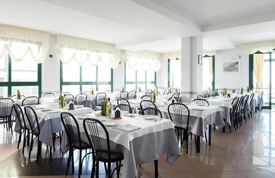 Hotel Emilia-1