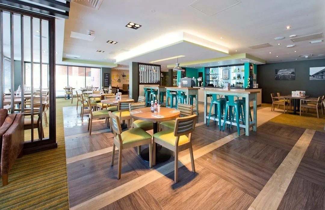 Premier Inn Newbury Town Centre-1