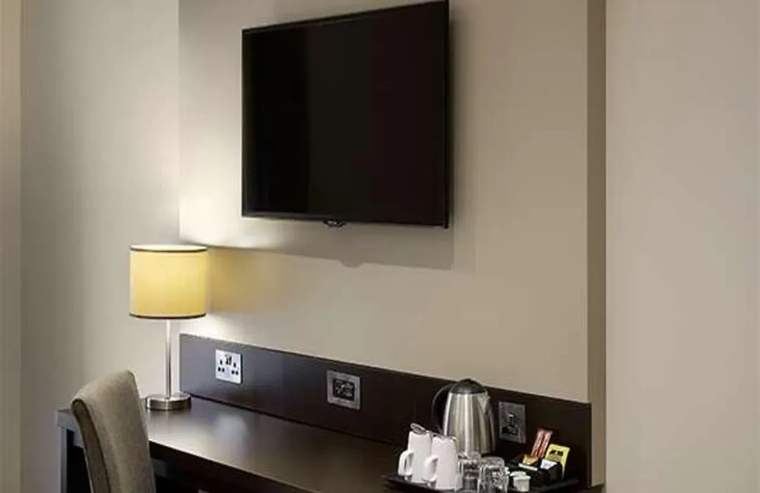 Premier Inn Bangor-1