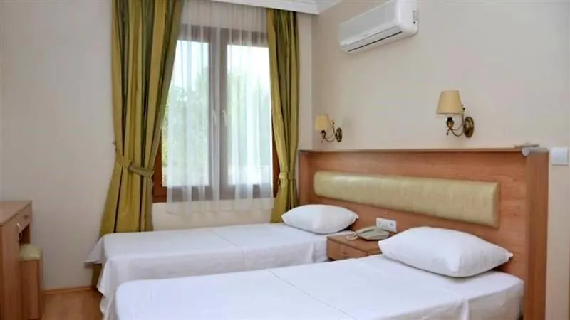 Ebruli otel Cunda-1