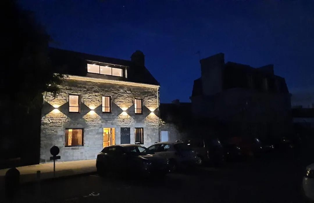 La Petite Valise-1