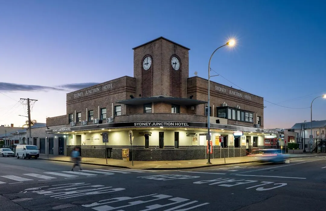 Sydney Junction Hotel-1