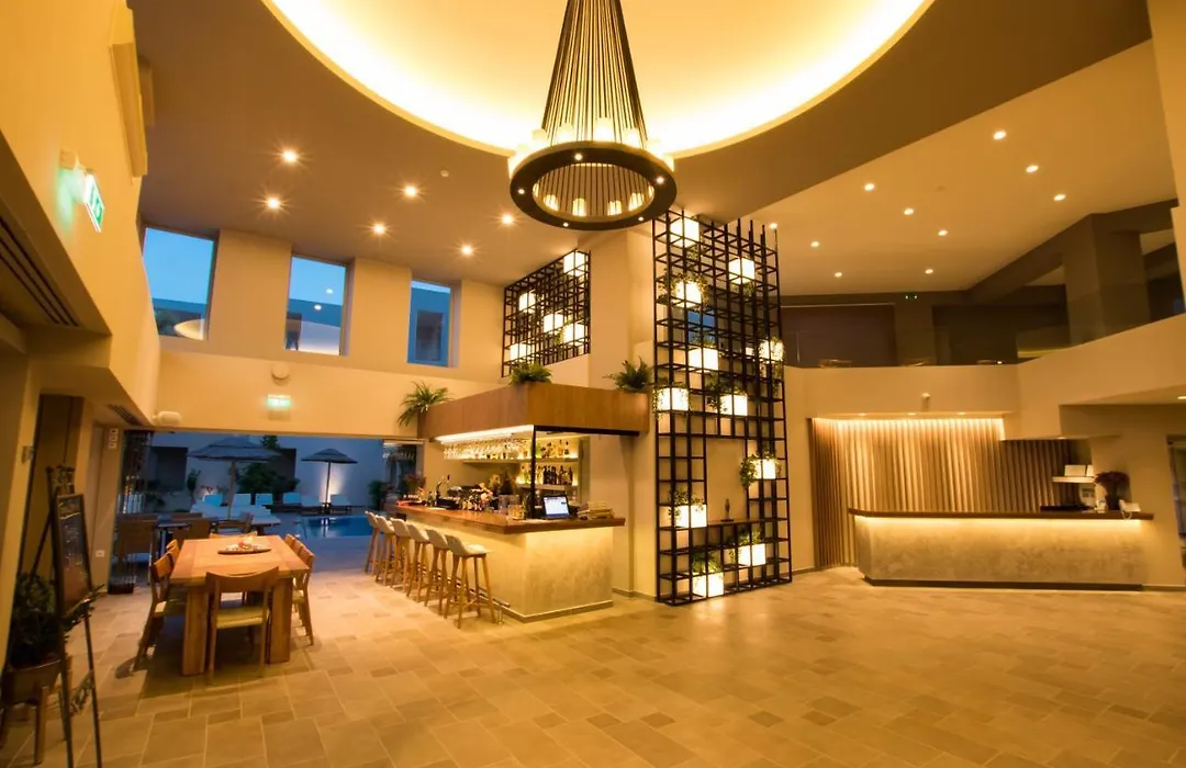 Parasol Luxury Hotel & Suites Adults Only-1