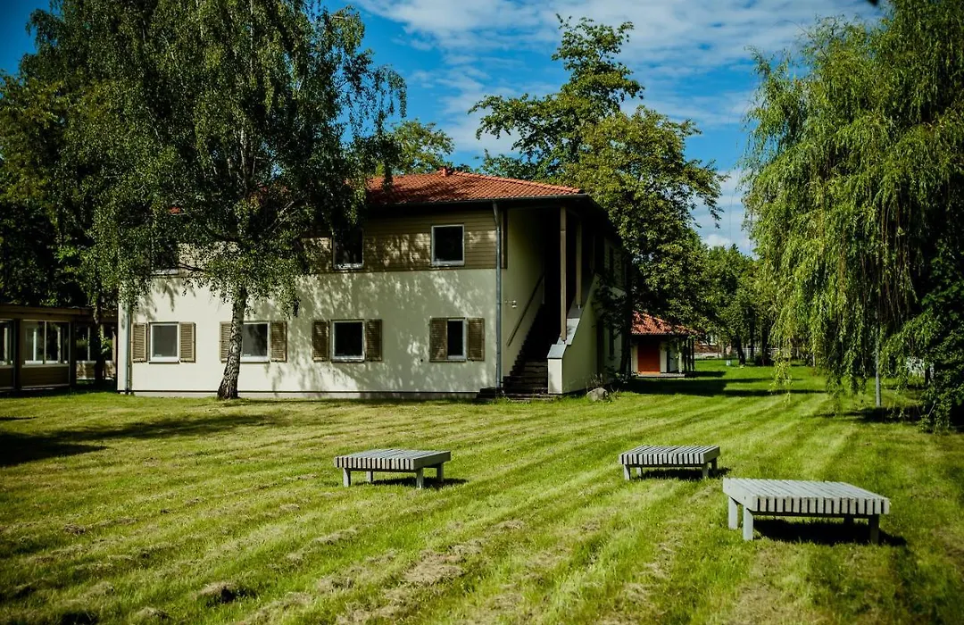Miedzynarodowy Dom Spotkan Mlodziezy W Oswiecimiu-1
