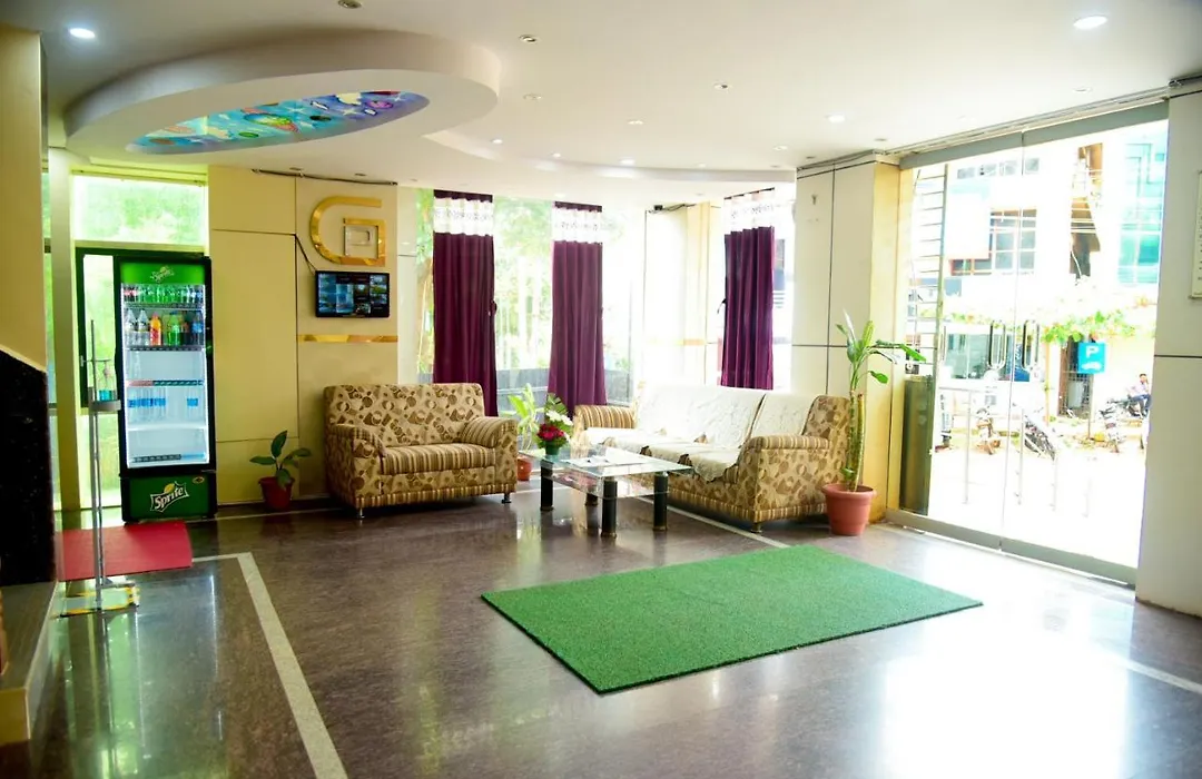 Grand Plaza-1