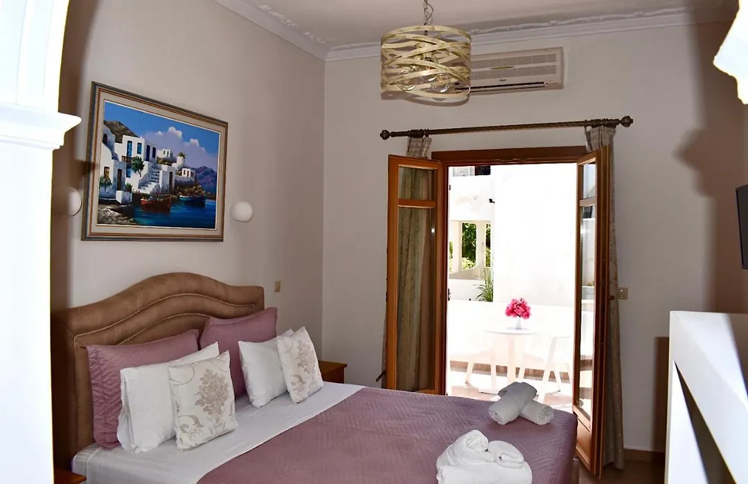 Minoa Hotel-1
