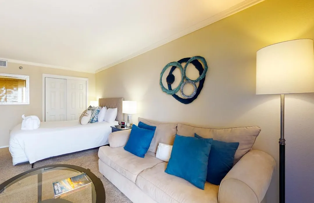 Islander Condominiums I-1
