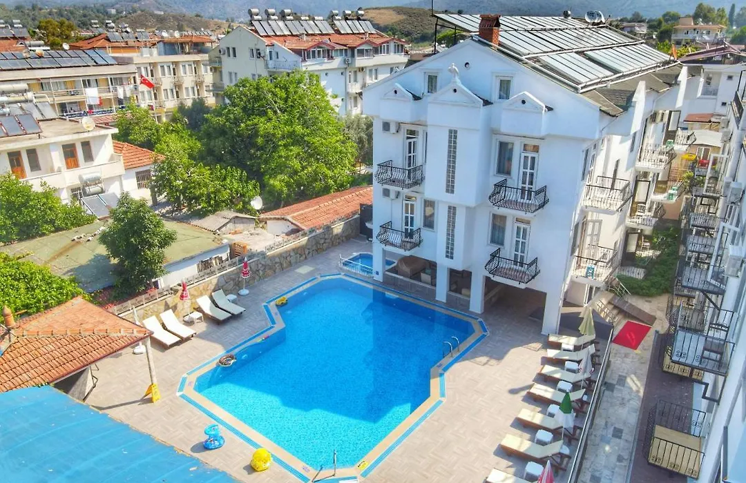 Yücel Hotel-1