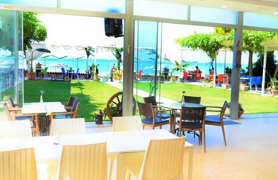 Gumuldur Mavi Deniz Hotel-1