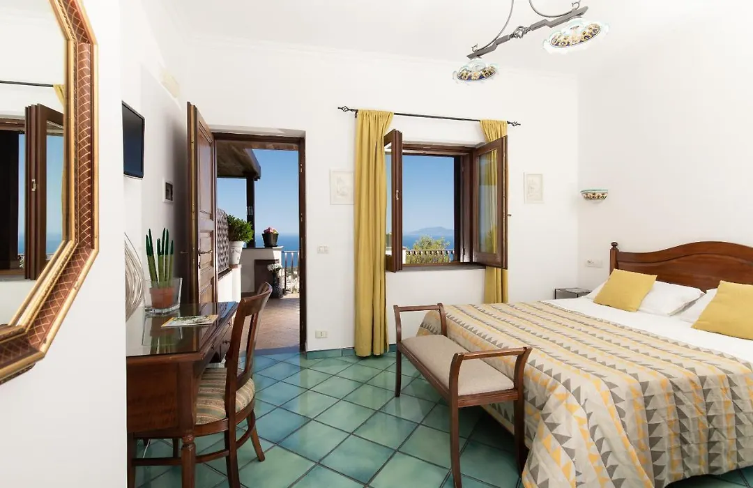 Monte Solaro Bed & Breakfast-1