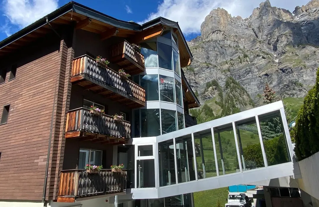 Hotel Viktoria-Leukerbad-Therme-1