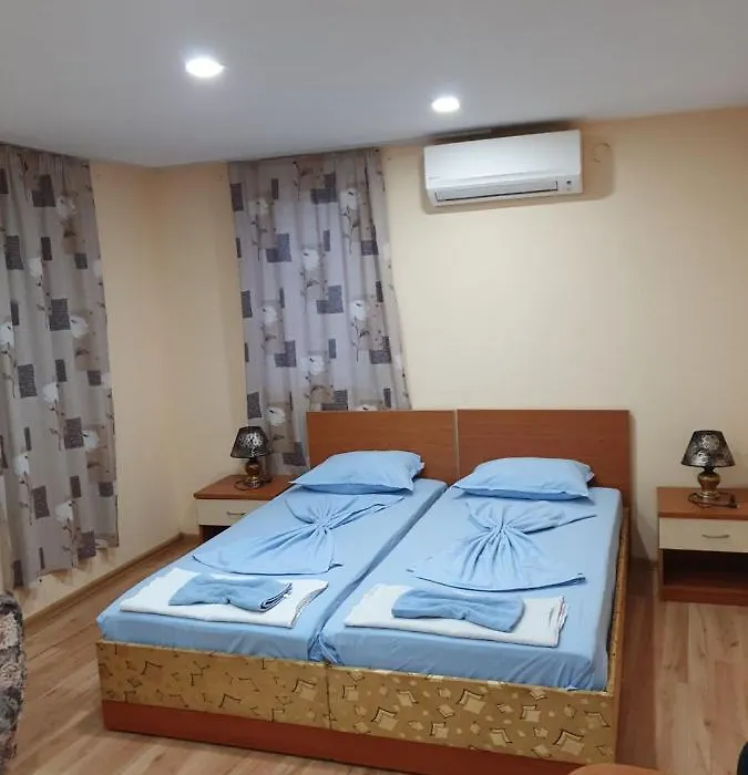 Cathedral Guesthouse-1