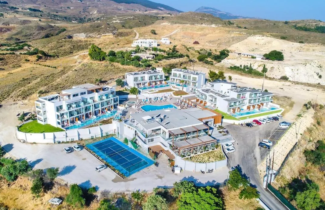 Harmony Crest Resort & Spa Adults Only-1