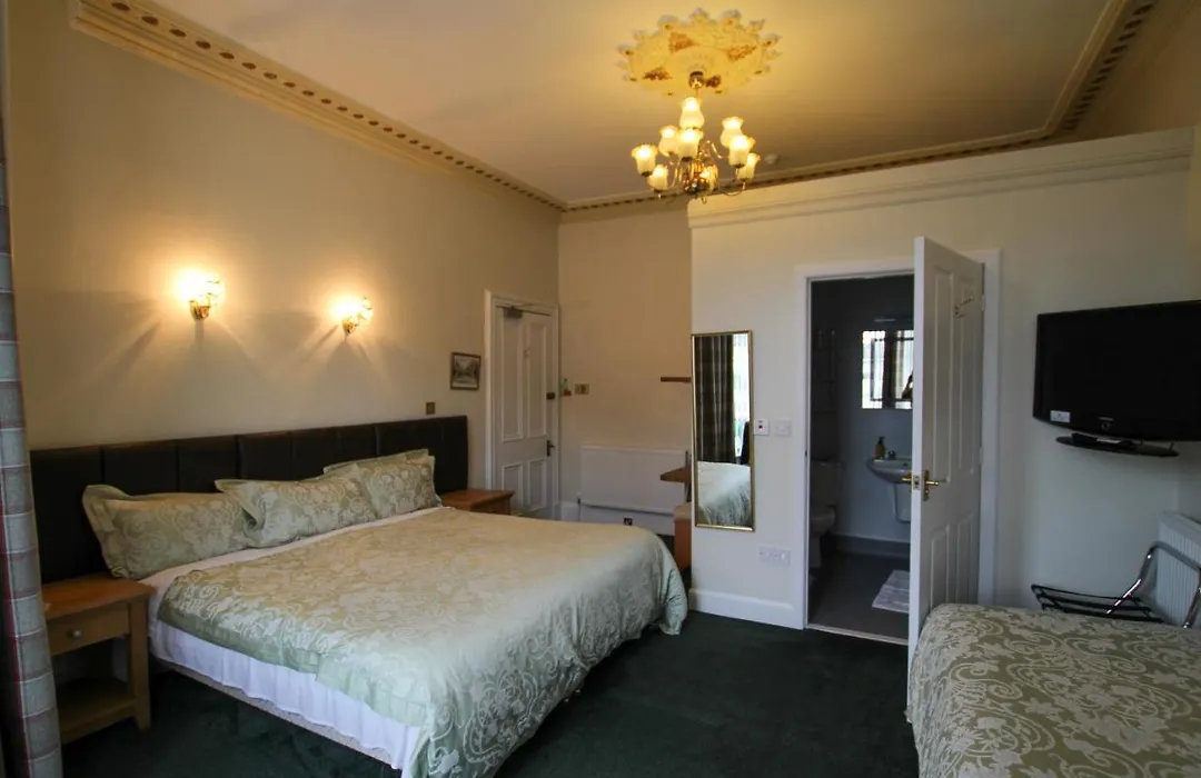 Dunallan Guest House-1