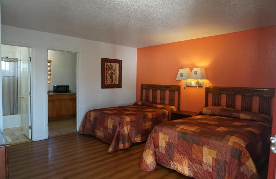 Valley Motel-1