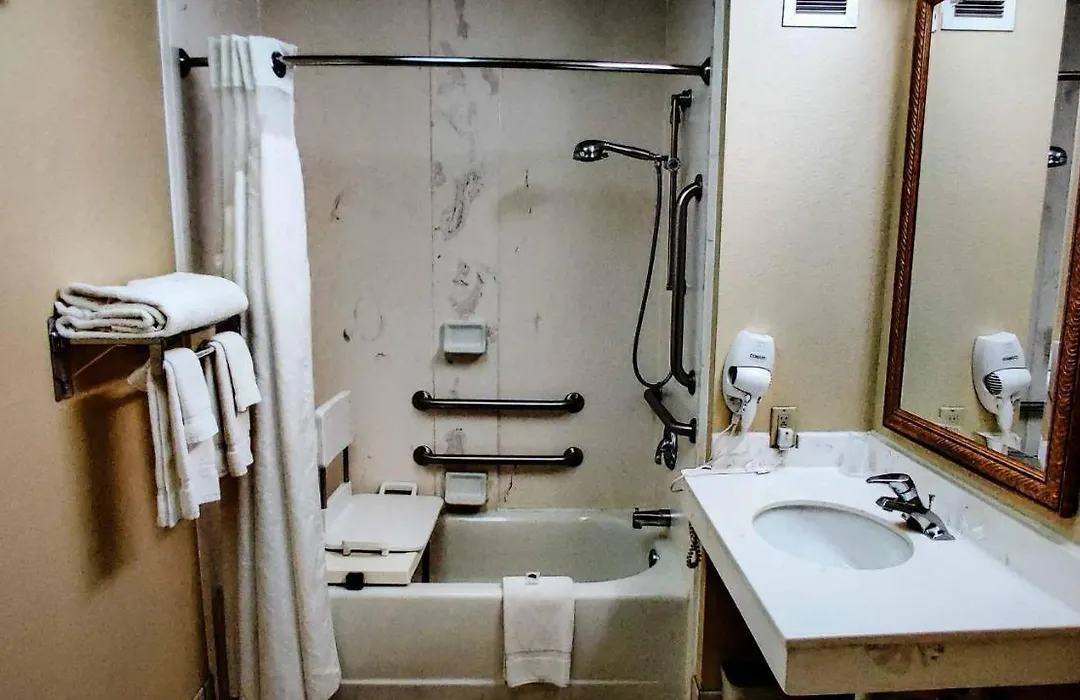 Doubletree By Hilton Owatonna-1