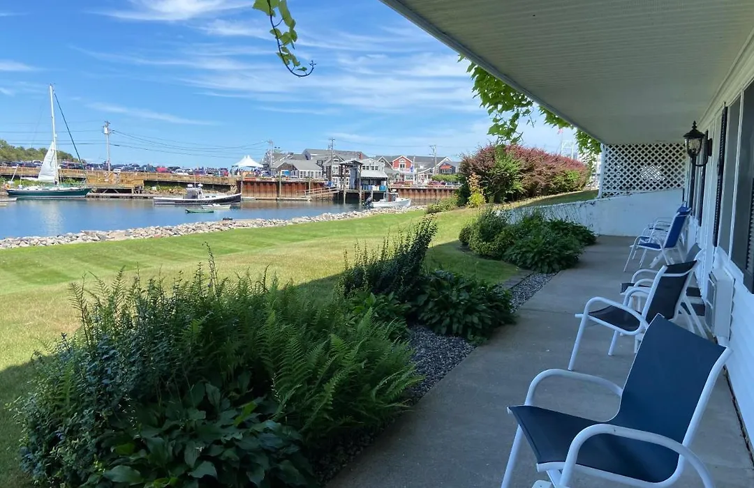 Auberge On The Cove-1