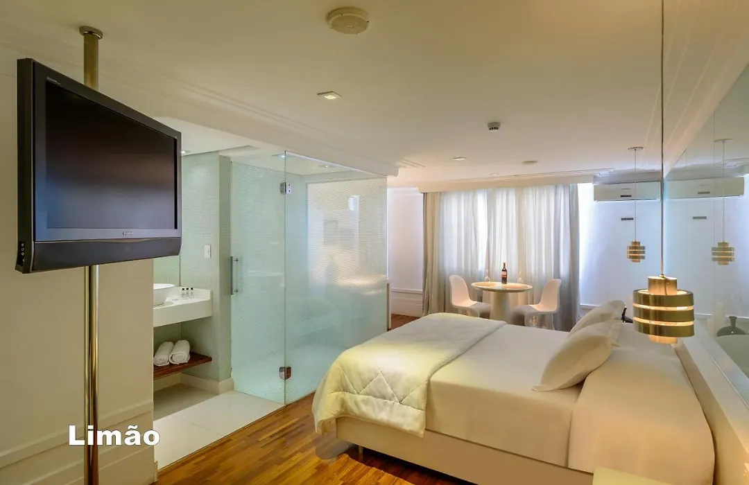 Apple Motel (Adults Only)-1