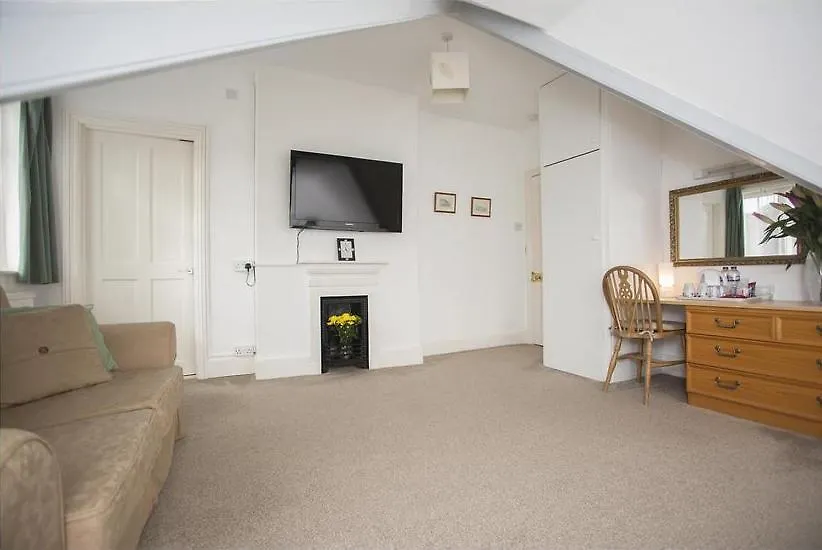 Sunnycroft-1