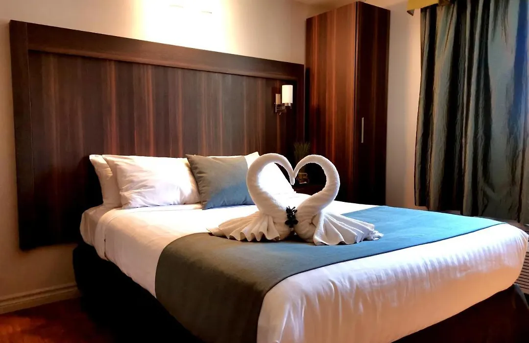 Hotel Et Motel Le Chateauguay-1
