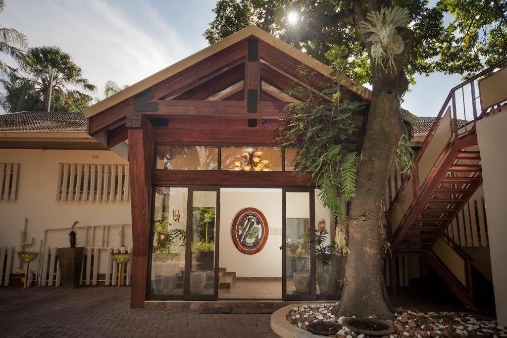 Tamboti Lodge Guest House-1