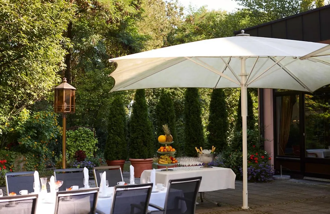 Dehner Blumen Hotel-1