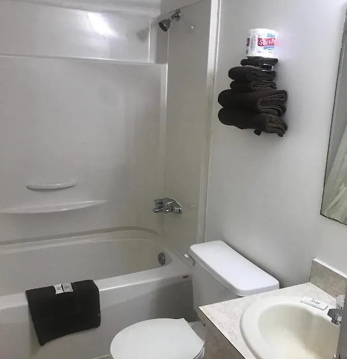 Raven Motor Inn-1