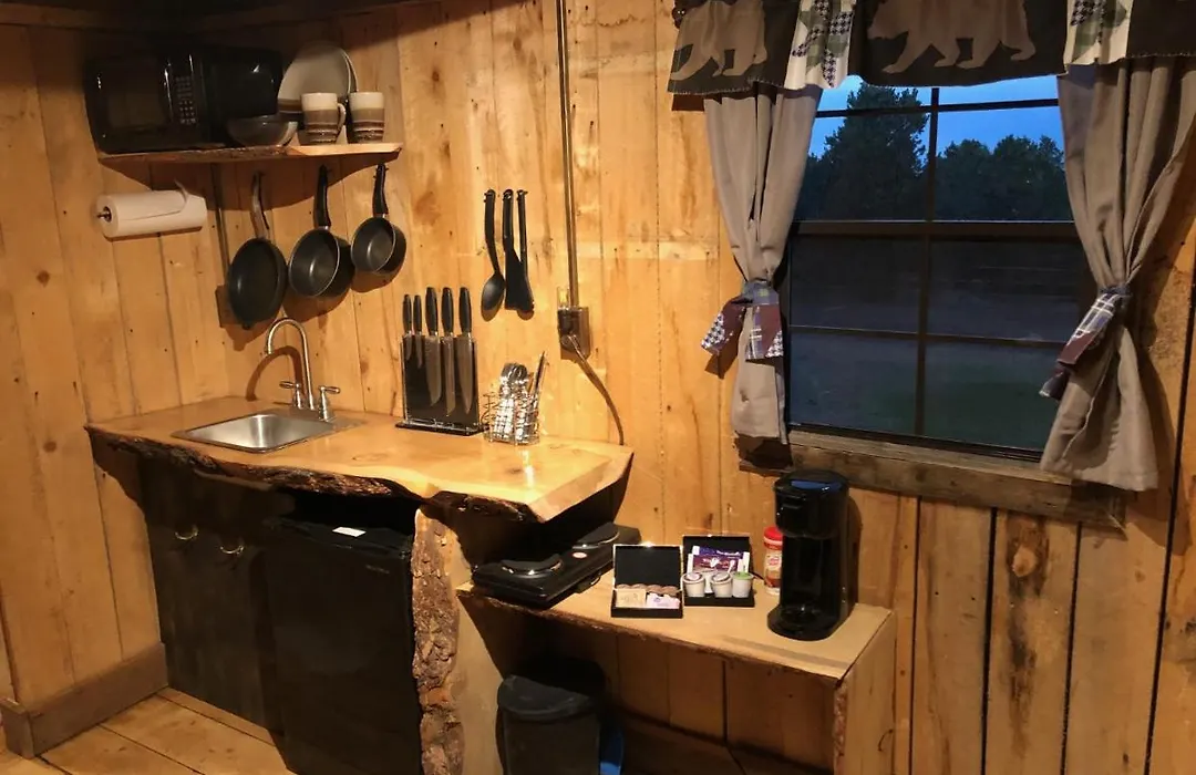 Double G Ranch & Guestlodge-1