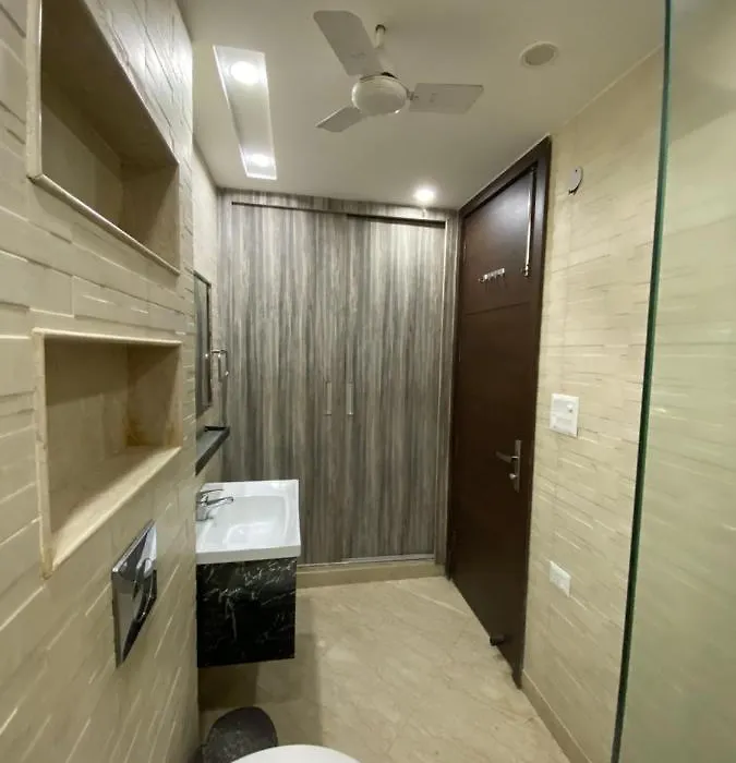 Sheesh Mahal Bed & Breakfast-1